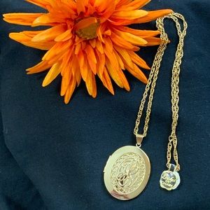 Elegant Locket Necklace